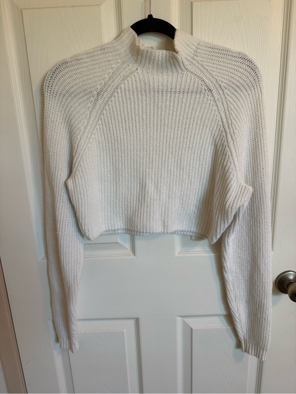 Hollister White Cropped Mockneck Long Sleeve Sweater Size XS